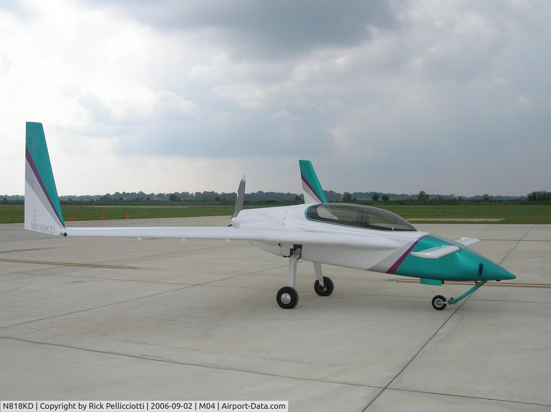 N818KD, 1994 Rutan Long EZ C/N 1 (N818KD), Drybread EZrg N818KD
