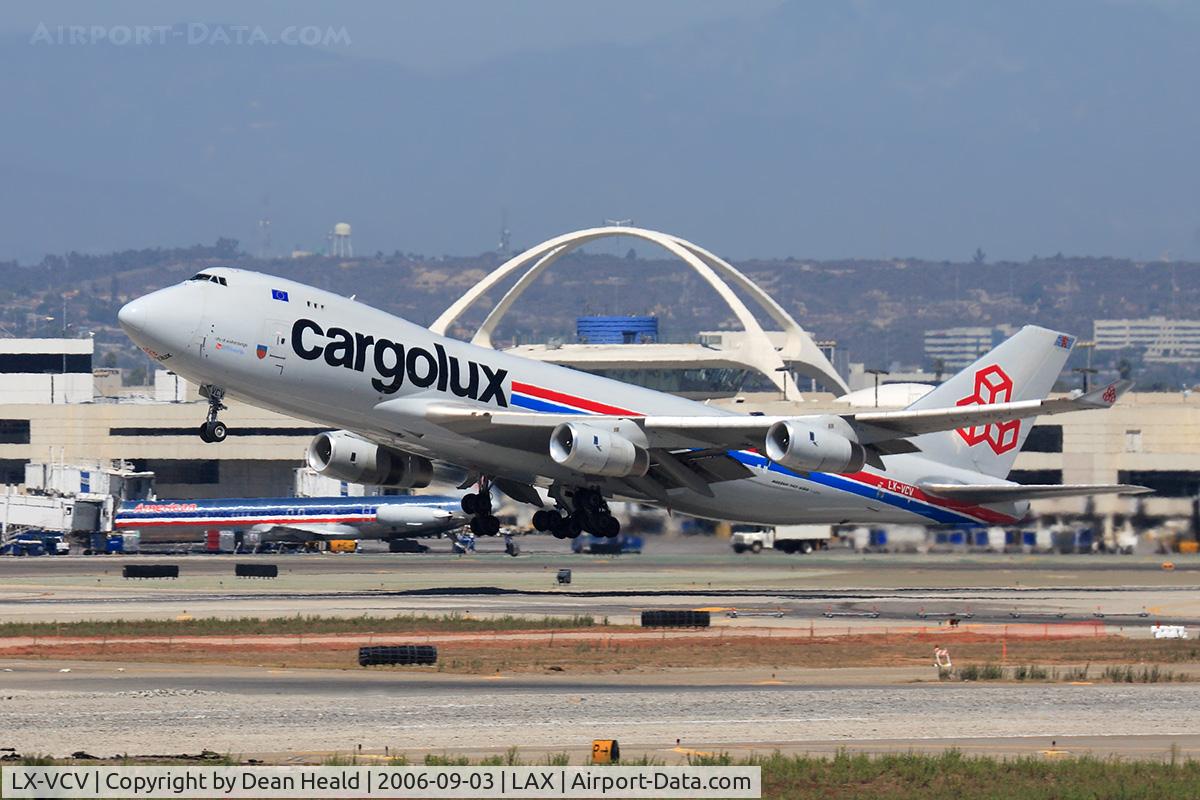 LX-VCV, 2005 Boeing 747-4R7F/SCD C/N 34235, Cargolux LX-VCV (FLT CLX775) departing RWY 25R enroute to Luxembourg (ELLX).