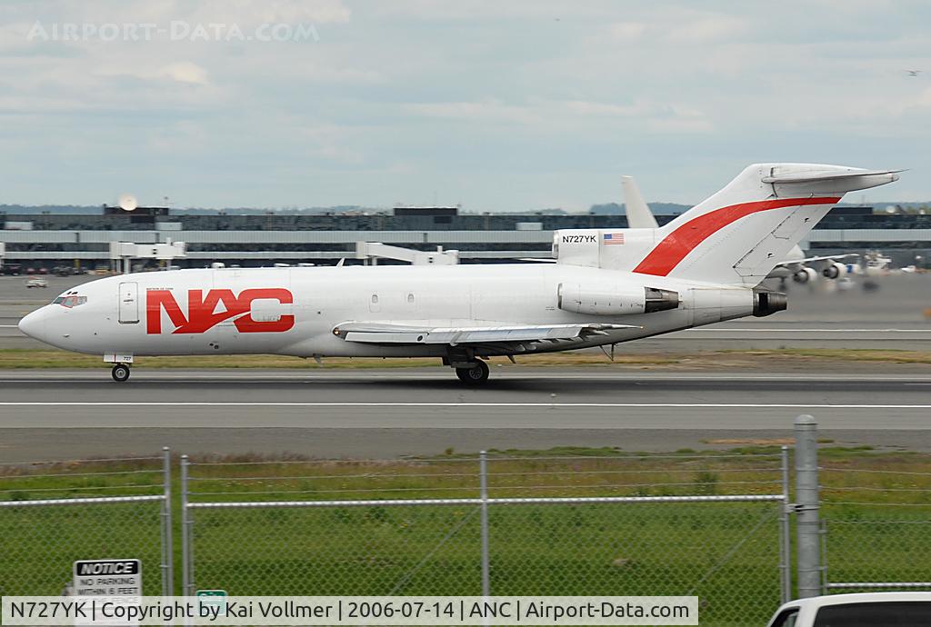 N727YK, 1968 Boeing 727-22C C/N 19806, taking off Rwy 24L