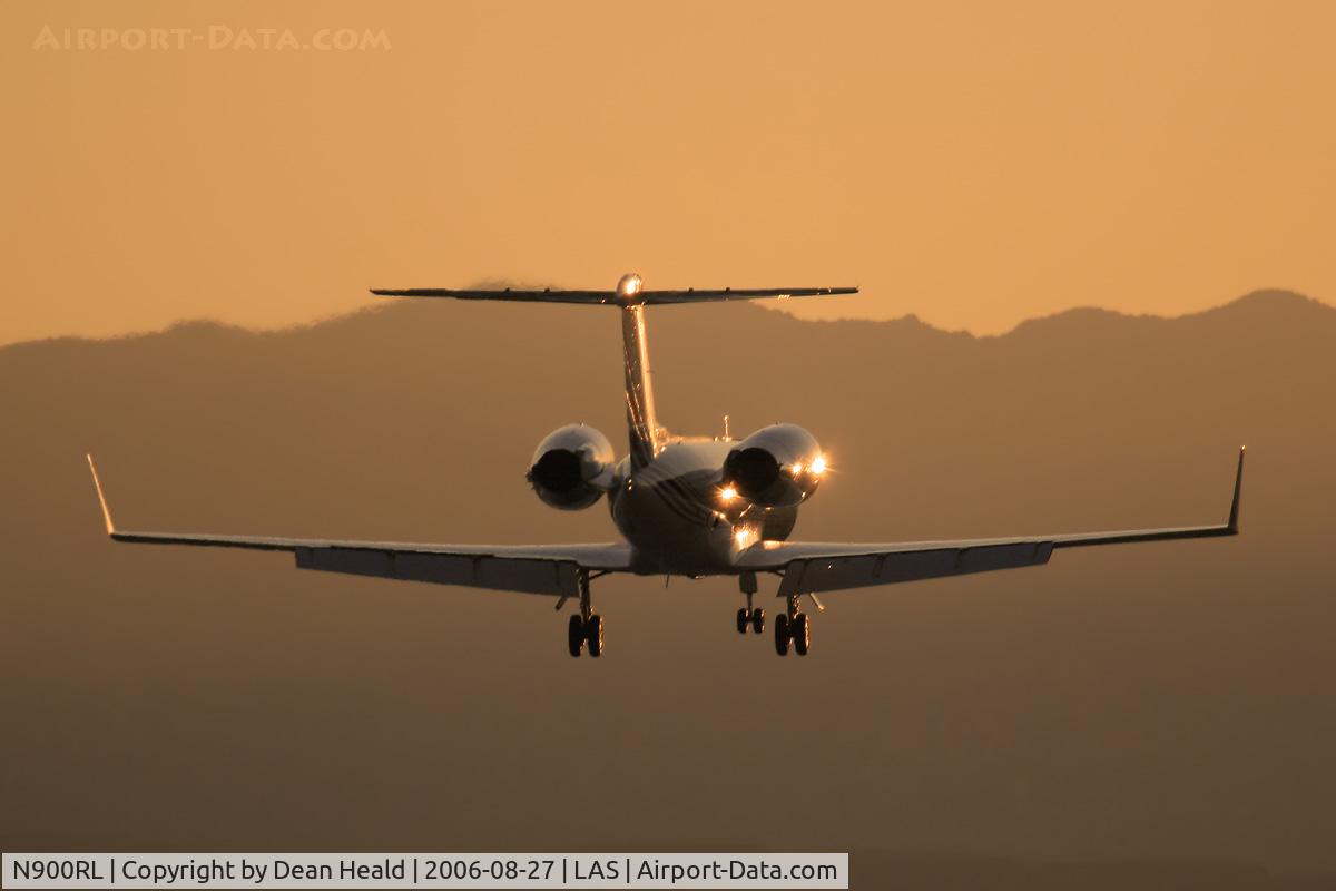 N900RL, 1990 Gulfstream Aerospace G-IV C/N 1150, Elite Aviation LLC Gulfstream G-IV N900RL on final approach to RWY 25L against a beautiful Las Vegas sunset.