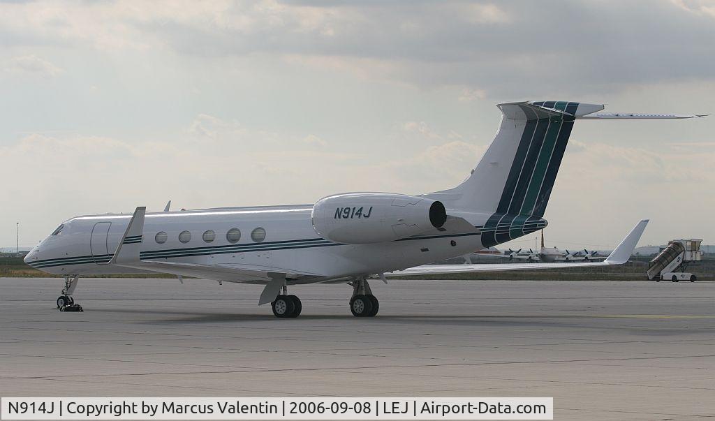 N914J, 2000 Gulfstream Aerospace G-V C/N 615, LEJ Airport Leipzig-Halle (Germany)
