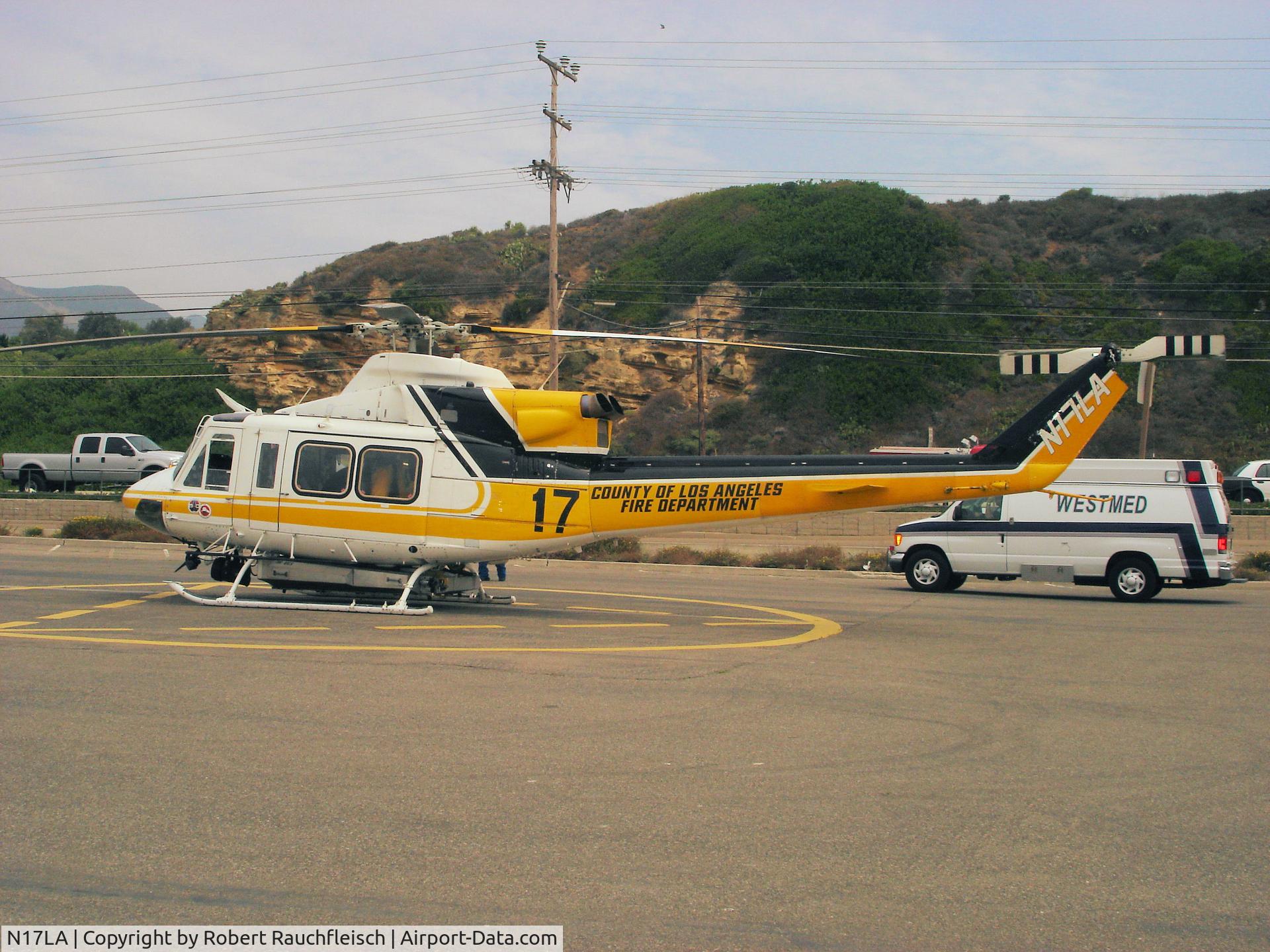 N17LA, 1992 Bell 412 C/N 36044, LA County Fire Air Squad 9 @ Zuma Headquarters