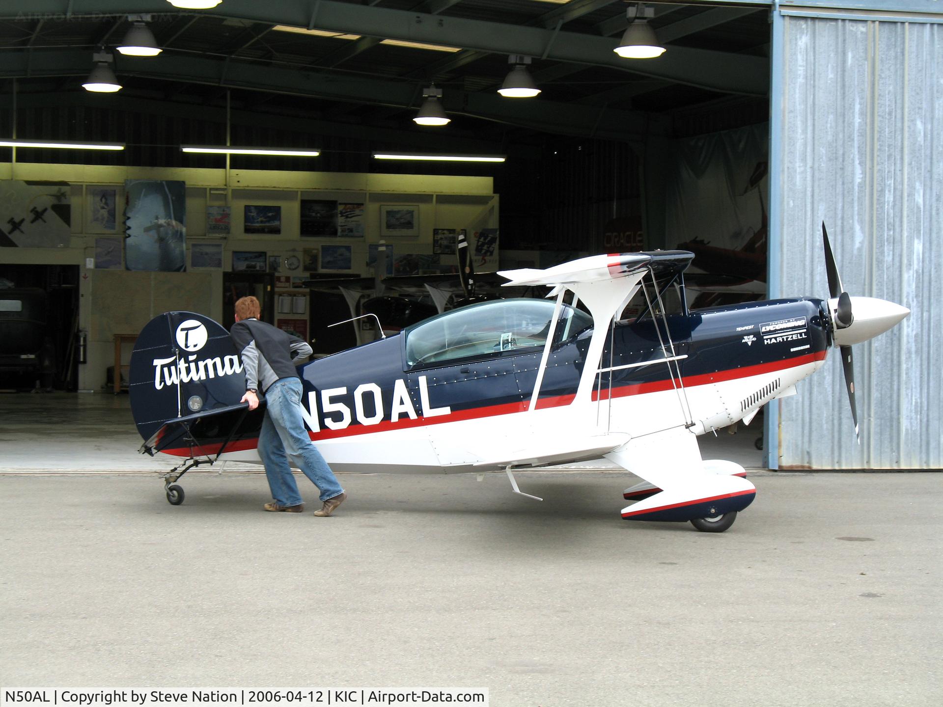 N50AL, Pitts S-2B Special C/N 5067, Pitts S2B LLC 1999 Pitts Aerobatics S-2B into the hangar  @ Mesa del Rey Airport (King City), CA on stormy afternoon