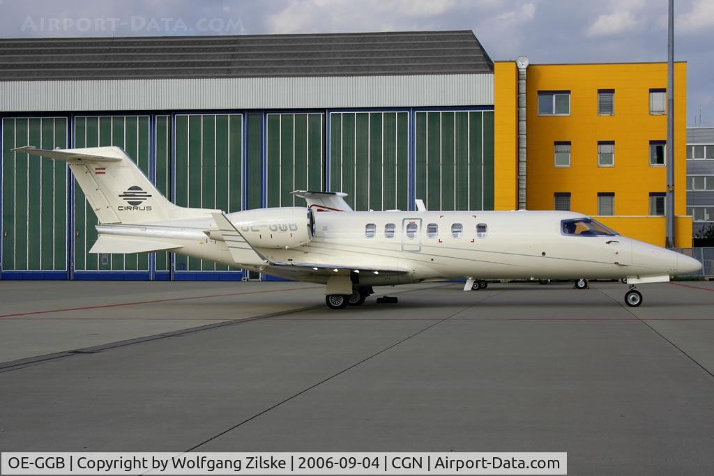 OE-GGB, 2004 Learjet 40 C/N 45-2018, visitor