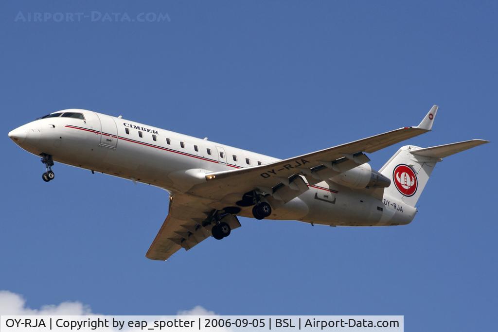 OY-RJA, 2000 Canadair CRJ-200LR (CL-600-2B19) C/N 7413, inbound from Copenhagen