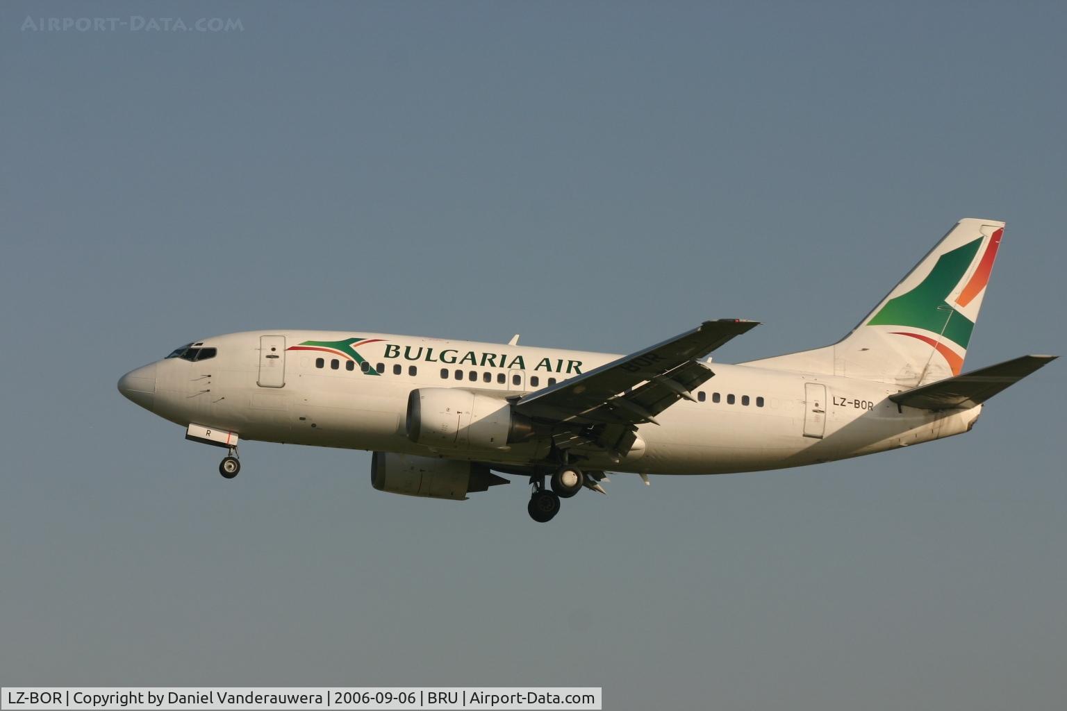 LZ-BOR, 1993 Boeing 737-548 C/N 25165, new color scheme