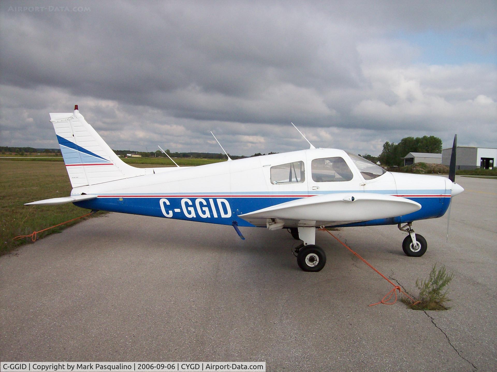 C-GGID, 1975 Piper PA-28-140 Cruiser C/N 28-7525302, Piper PA-28-140