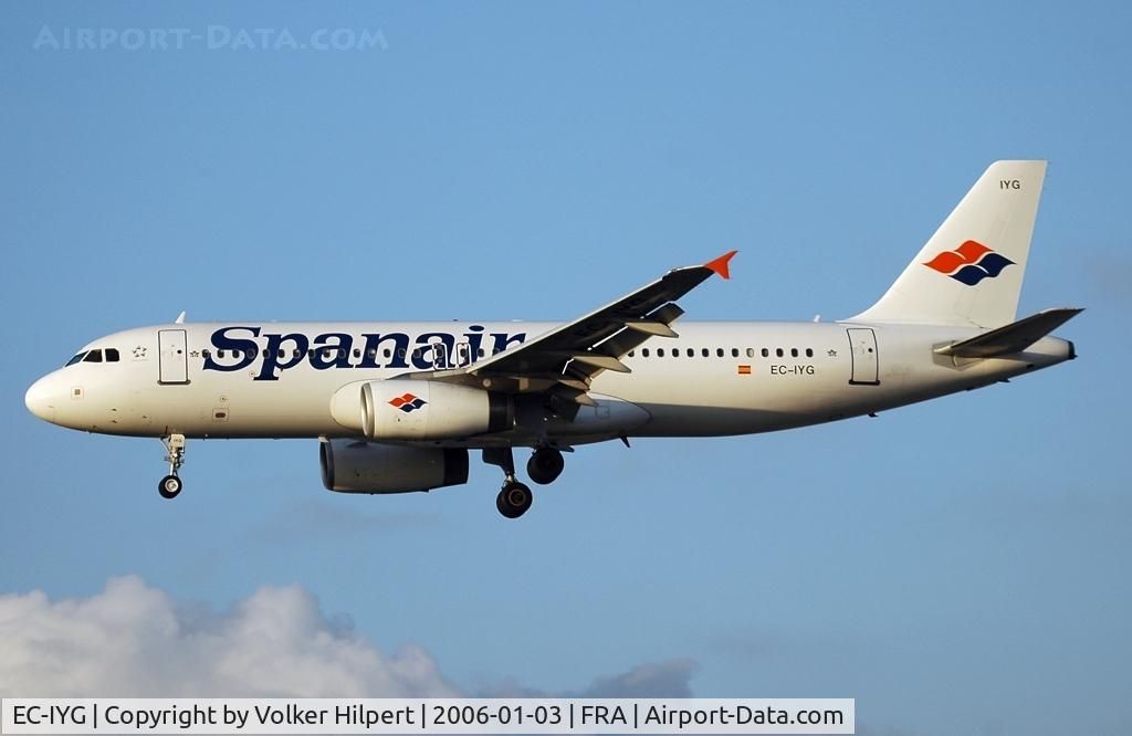 EC-IYG, 2004 Airbus A320-232 C/N 2210, on final at fra