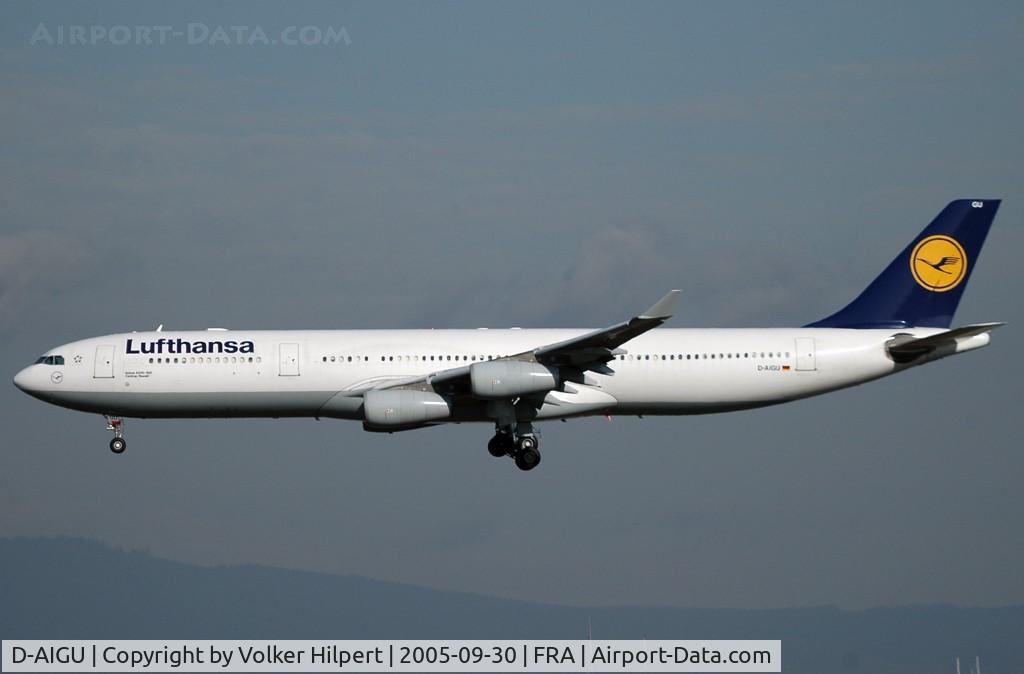 D-AIGU, 2000 Airbus A340-313 C/N 321, on final at fra