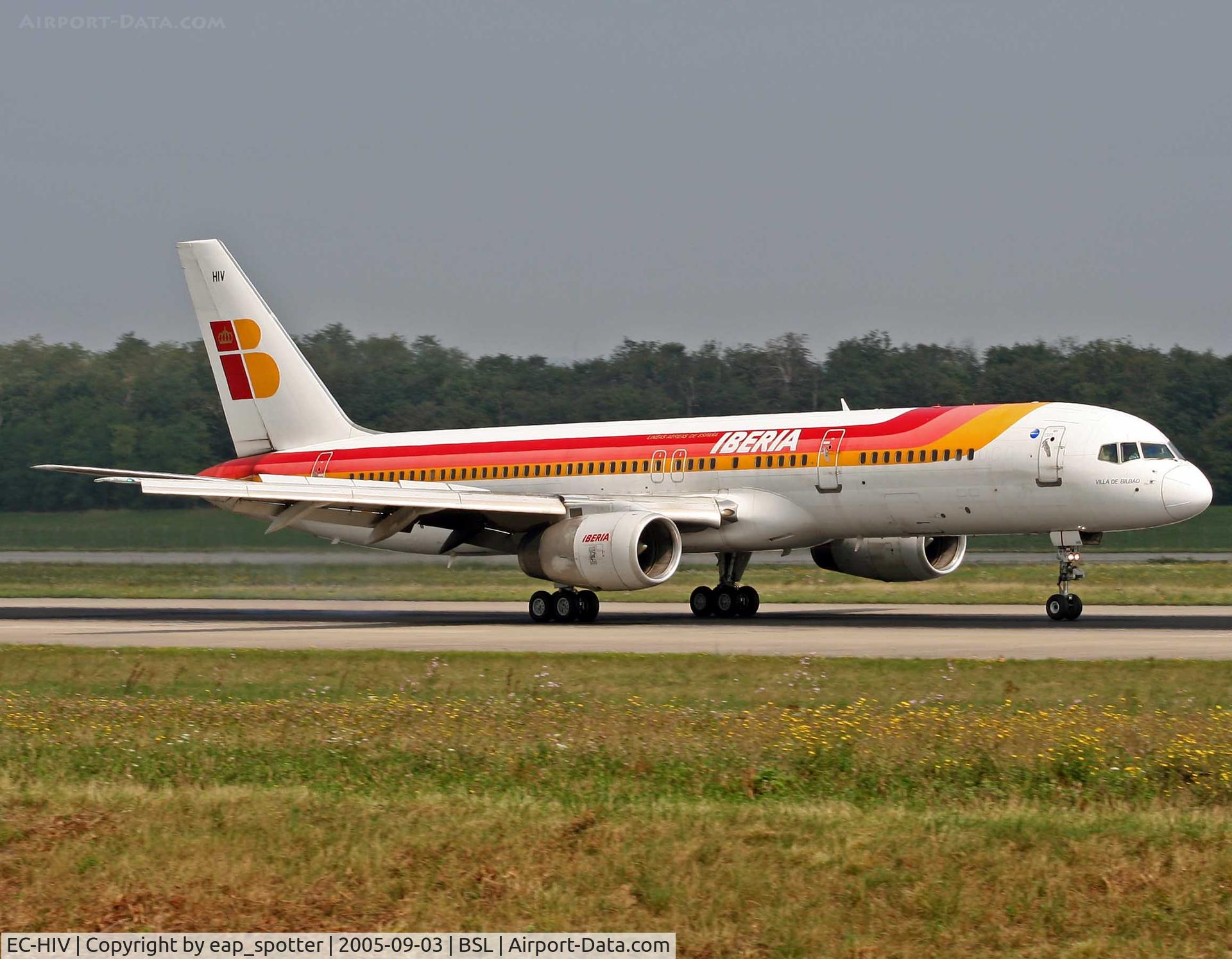 EC-HIV, 2000 Boeing 757-256 C/N 29312, Departing on runway 16