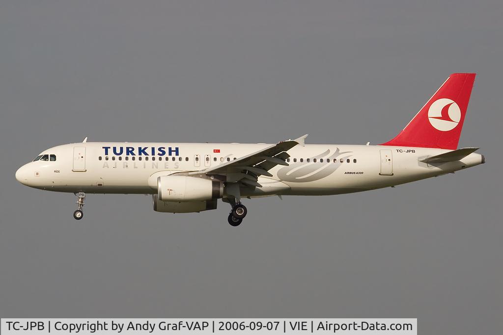 TC-JPB, 2005 Airbus A320-232 C/N 2626, On final RWY16.