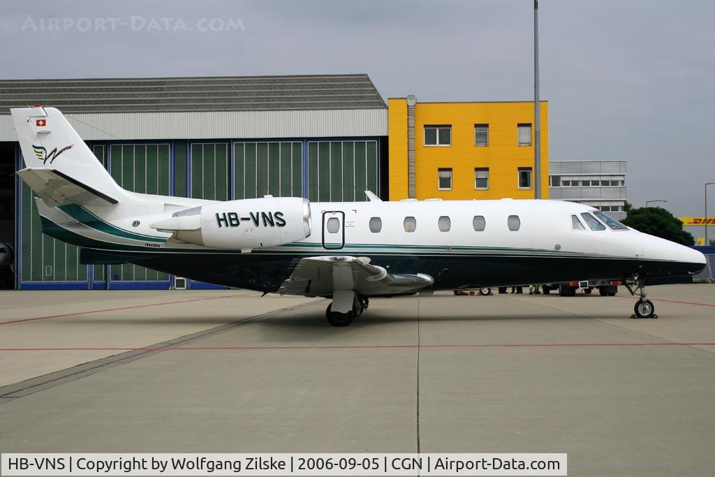 HB-VNS, 2001 Cessna 560XL Citation Excel C/N 560-5209, visitor