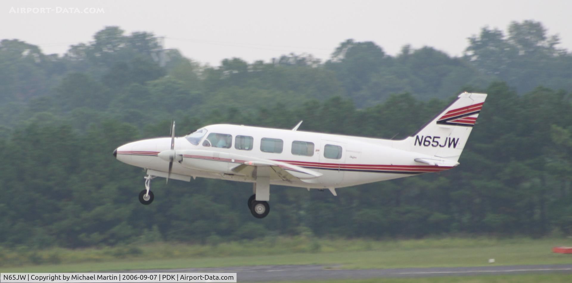 N65JW, 1980 Piper PA-31-350 Chieftain C/N 31-8152066, Departing Runway 2R