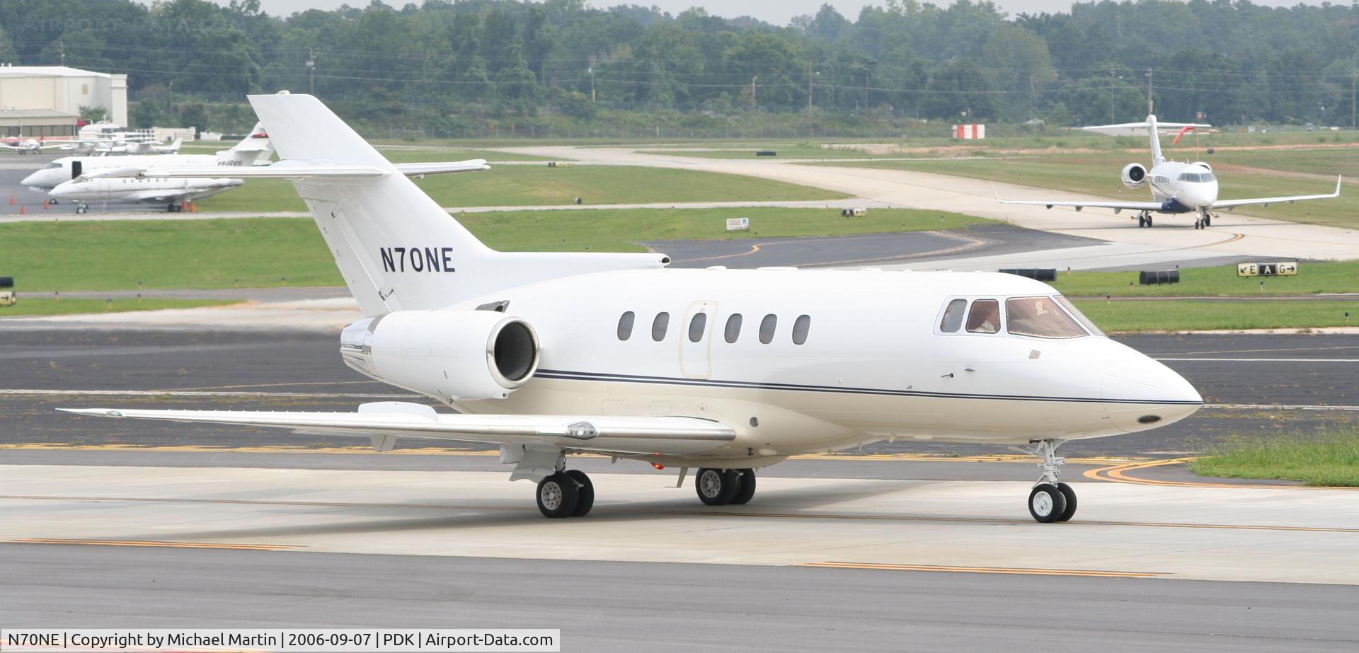 N70NE, British Aerospace BAe.125 Series 800A C/N 258107, Taxing from Epps Air Service