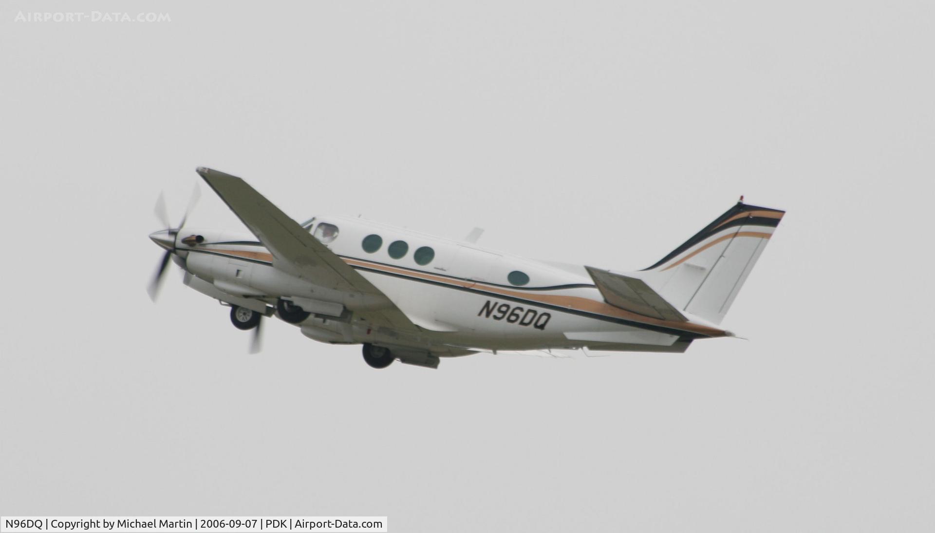 N96DQ, 1978 Beech C90GTI King Air C/N LJ-814, Departing Runway 2R