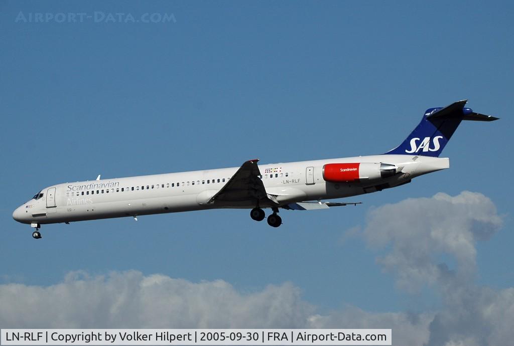 LN-RLF, 1985 McDonnell Douglas MD-82 (DC-9-82) C/N 49383, on final at fra