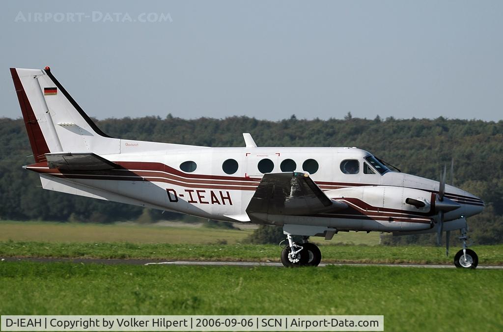 D-IEAH, 1989 Beech C90A King Air C/N LJ-1216, Raytheon King Air C90A
