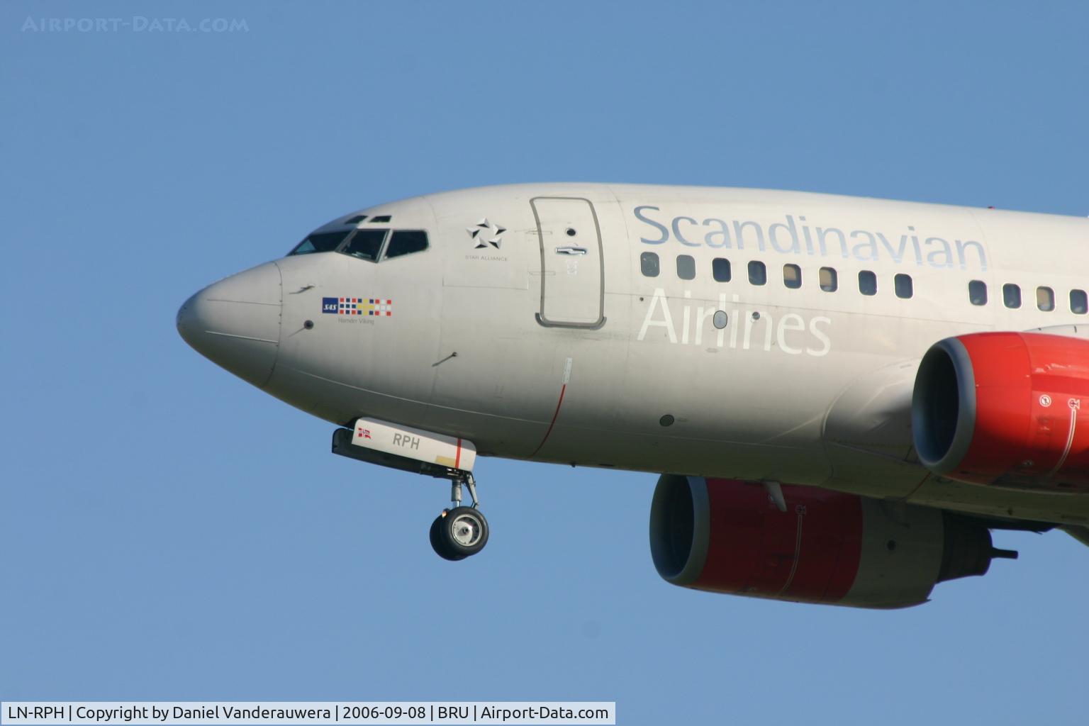 LN-RPH, 1999 Boeing 737-683 C/N 28605, Hamder Viking