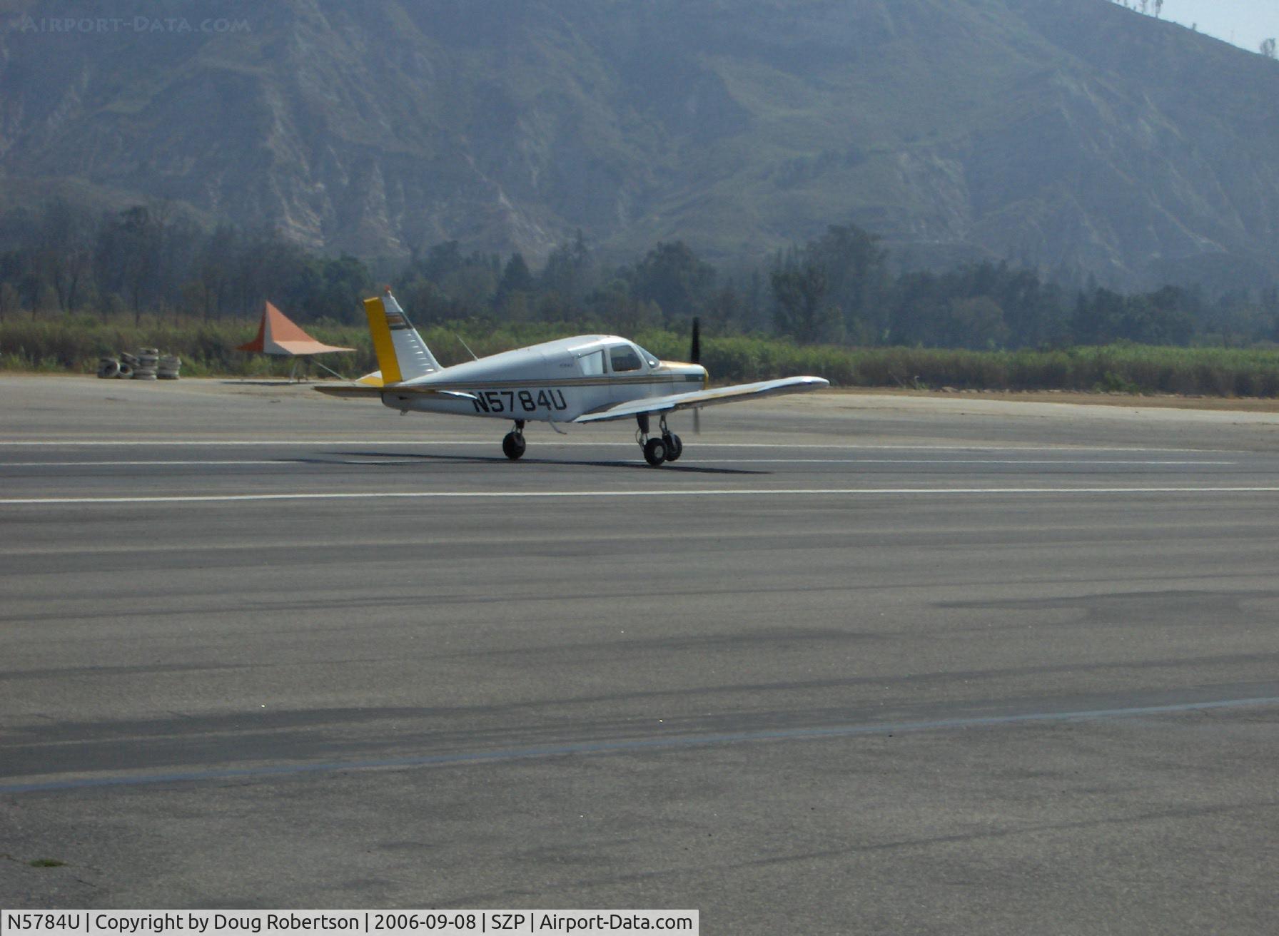 N5784U, 1970 Piper PA-28-140 Cherokee C/N 28-26608, 1970 Piper PA-28-140C CHEROKEE, Lycoming O-320 150 Hp, landing roll Runway 22