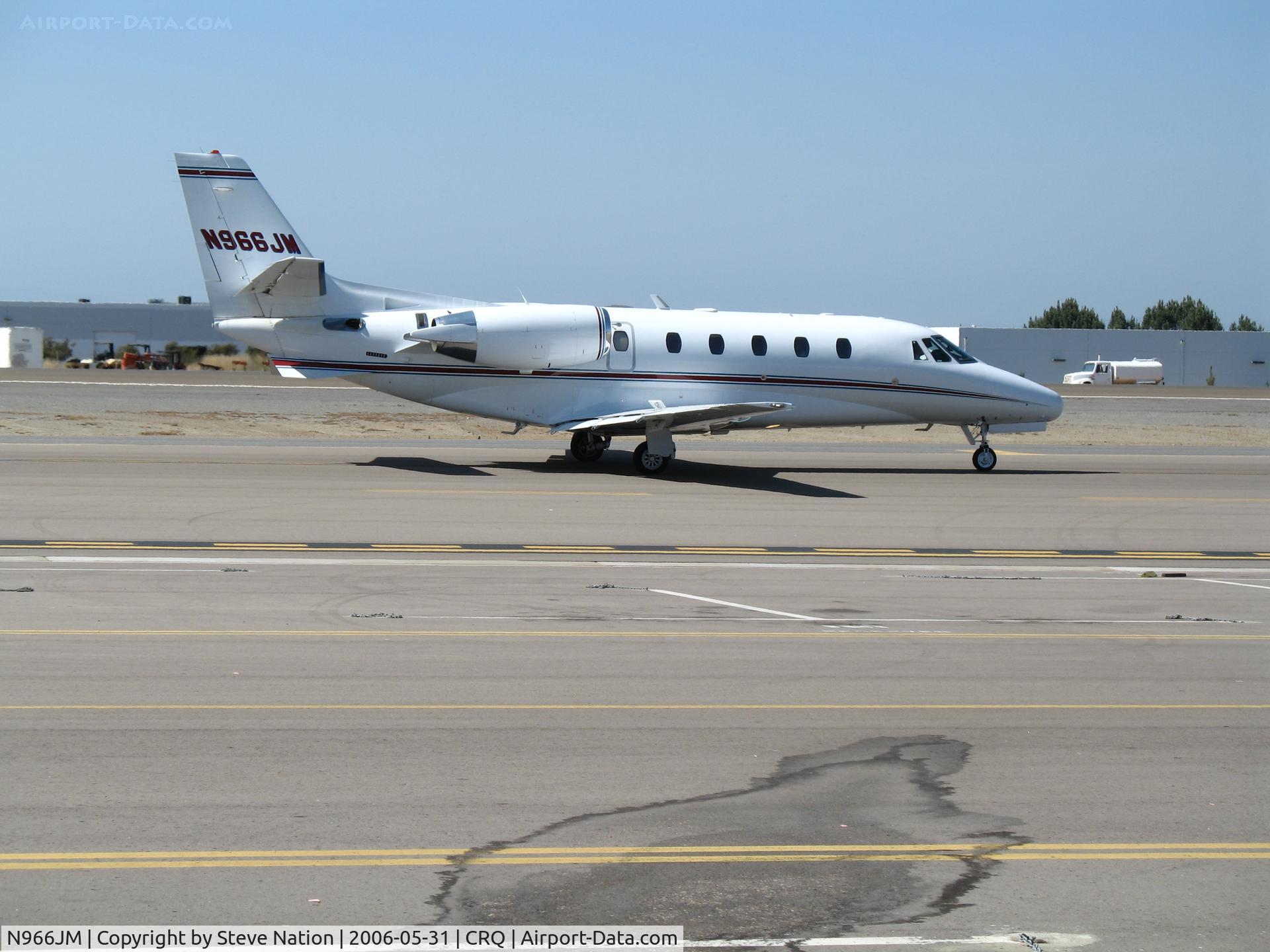 N966JM, 2001 Cessna 560XL C/N 560-5143, Johnson Machinery 2001 Cessna 560XL taxying to exec terminal @ McClellan-Palomar Airport, CA
