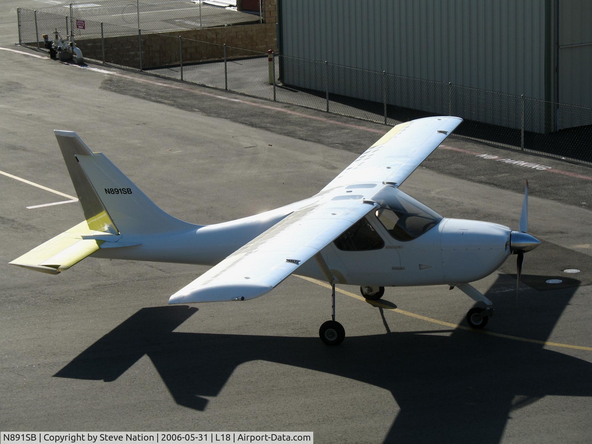 N891SB, 2006 Stoddard-Hamilton GlaStar C/N 5507, 2005 Tillinghast GLASTAR homebuilt taxying @ Fallbrook Community Airpark Airport, CA