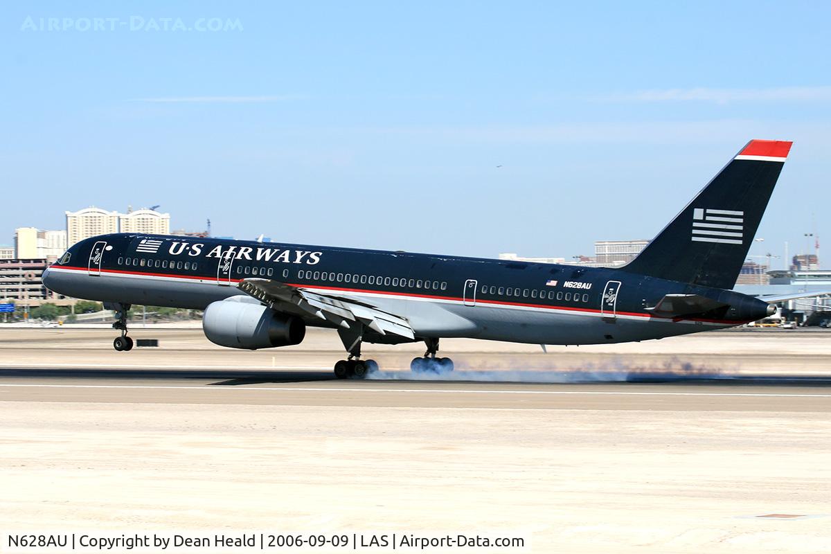 N628AU, 1995 Boeing 757-2B7 C/N 27806, US Airways N628AU (FLT USA725) from Pittsburgh Int'l (KPIT) touching down on RWY 25L.