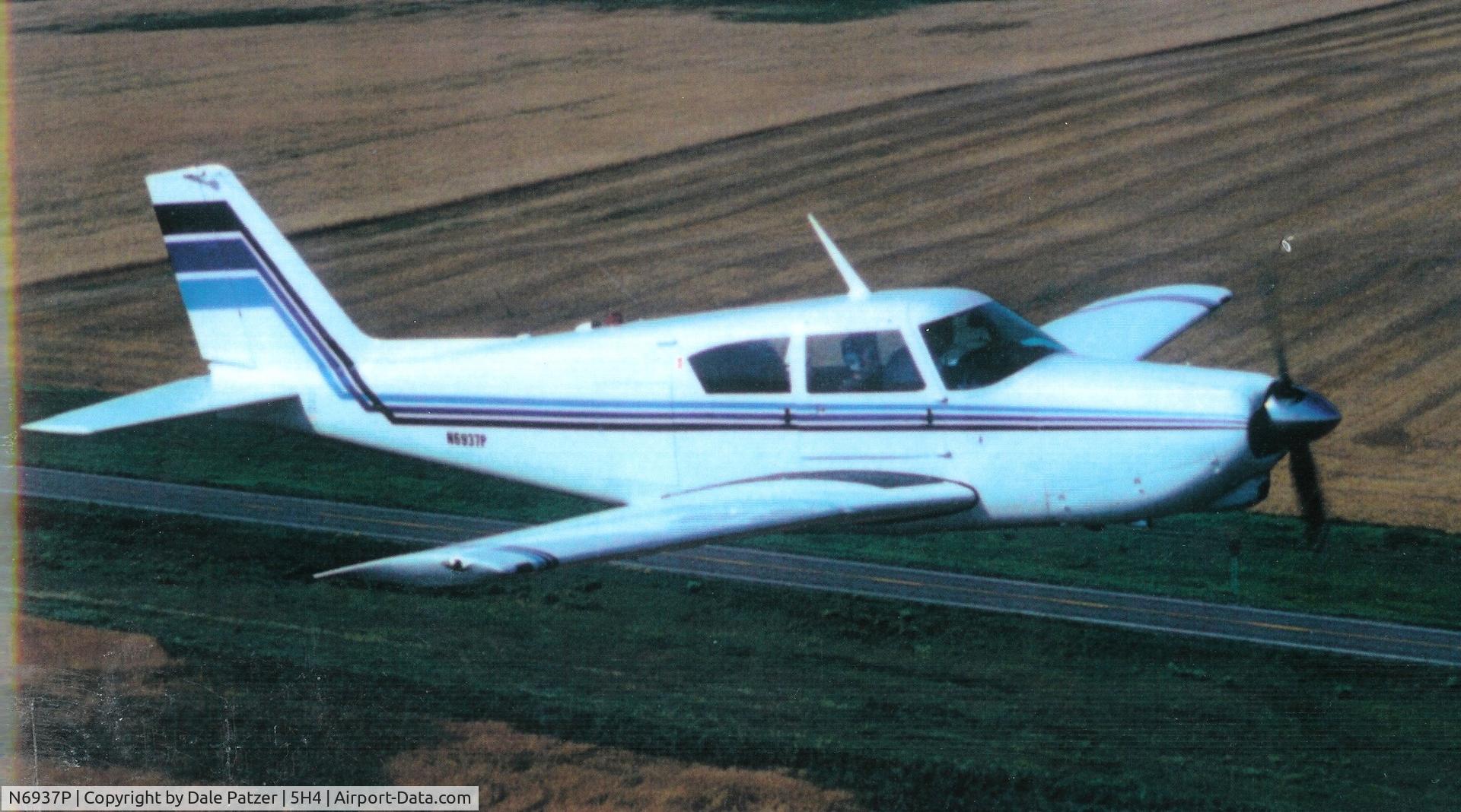 N6937P, 1960 Piper PA-24-250 Comanche C/N 24-2071, 1960 PA24-250