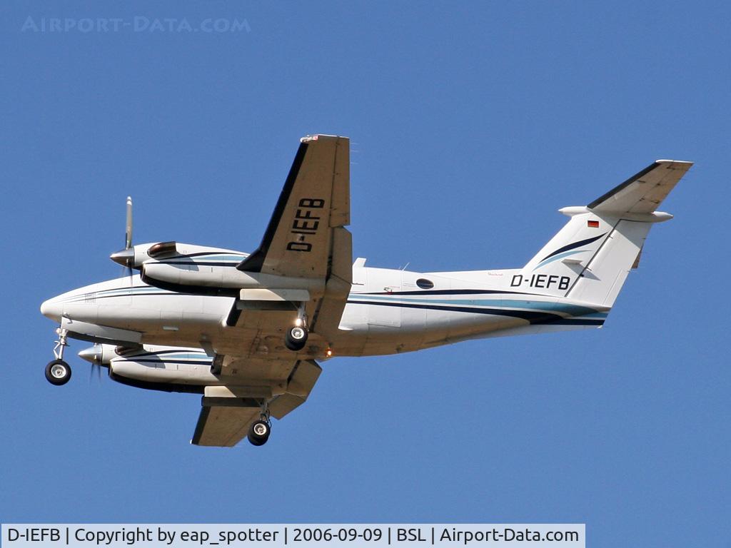 D-IEFB, 1981 Beech B200 Super King Air King Air C/N BB-897, Flugbereitschaft Baden-Baden