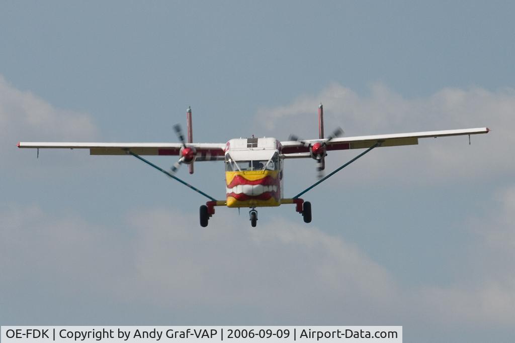 OE-FDK, 1972 Short SC-7 Skyvan 3A-100 C/N SH.1901, Skydiver day near Hollabrunn.