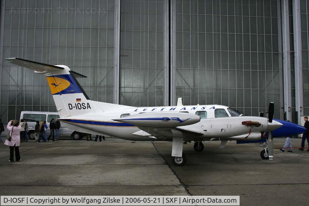 D-IOSF, 1987 Piper PA-42-720 Cheyenne IIIA C/N 42-5501041, ILA 2006