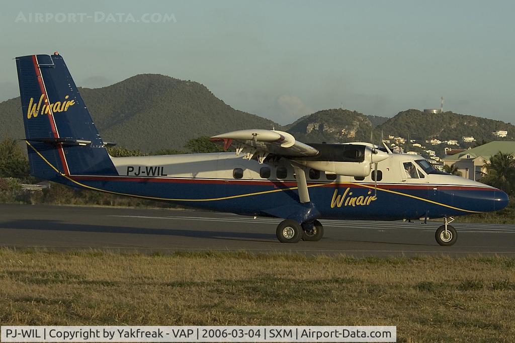 PJ-WIL, 1973 De Havilland Canada DHC-6-300 Twin Otter C/N 358, Winair Dash6 Twin Otter