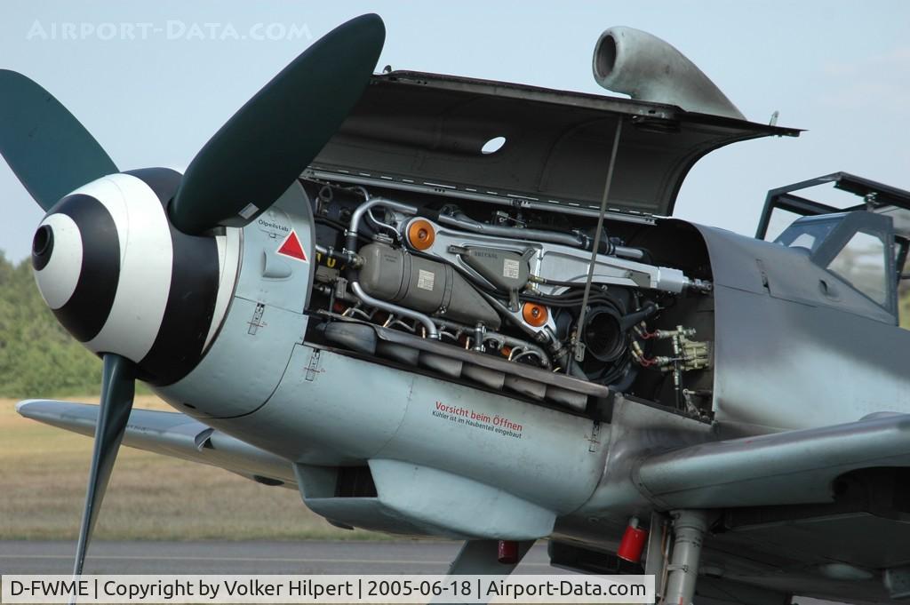 D-FWME, Messerschmitt Bf-109G-4 C/N 0139, Messerschmitt Me-109; An original Daimler-Benz engine