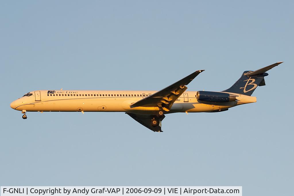 F-GNLI, 1990 Fokker 100 (F-28-0100) C/N 11315, On final RWY34.