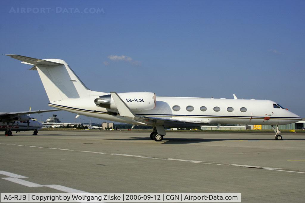 A6-RJB, 2003 Gulfstream Aerospace G-IV Gulfstream G300 C/N 1505, visitor