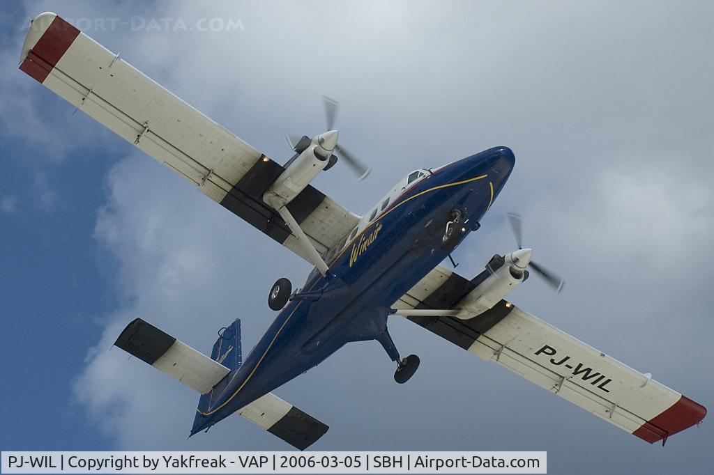 PJ-WIL, 1973 De Havilland Canada DHC-6-300 Twin Otter C/N 358, Winair dash 6 Twin Otter