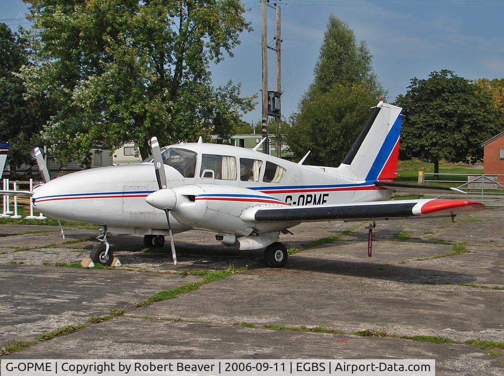 G-OPME, 1968 Piper PA-23-250 Aztec D C/N 27-4099, Piper PA-31 250 Aztec