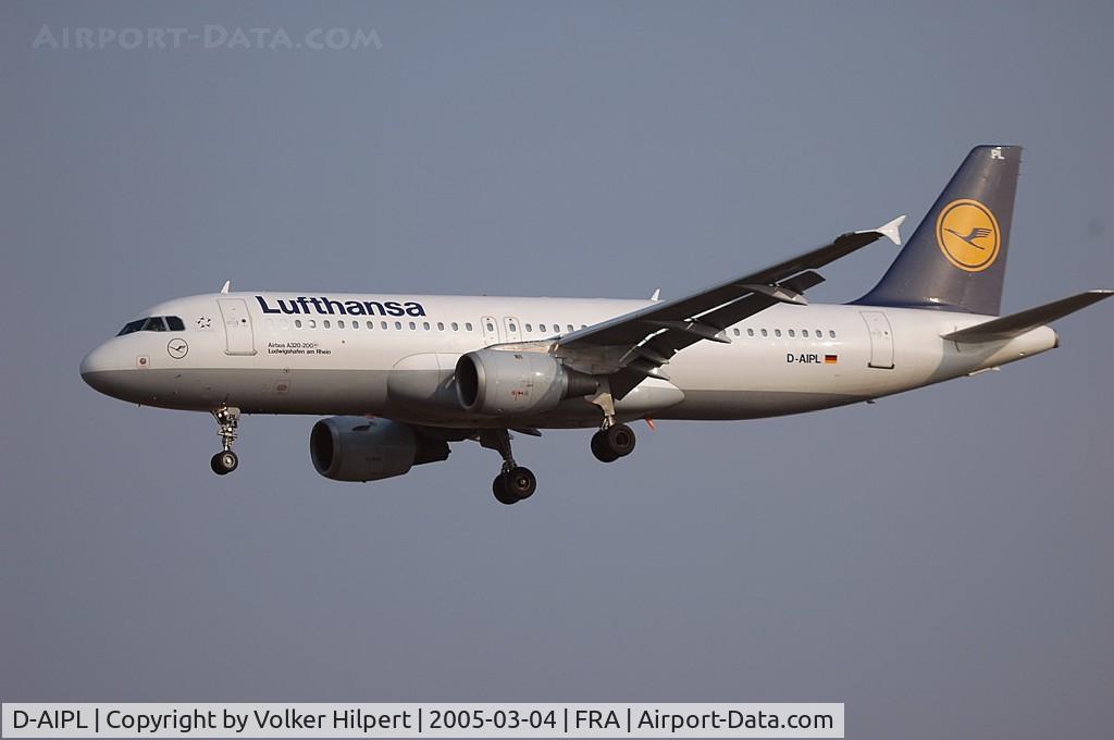 D-AIPL, 1989 Airbus A320-211 C/N 094, Airbus A320-211