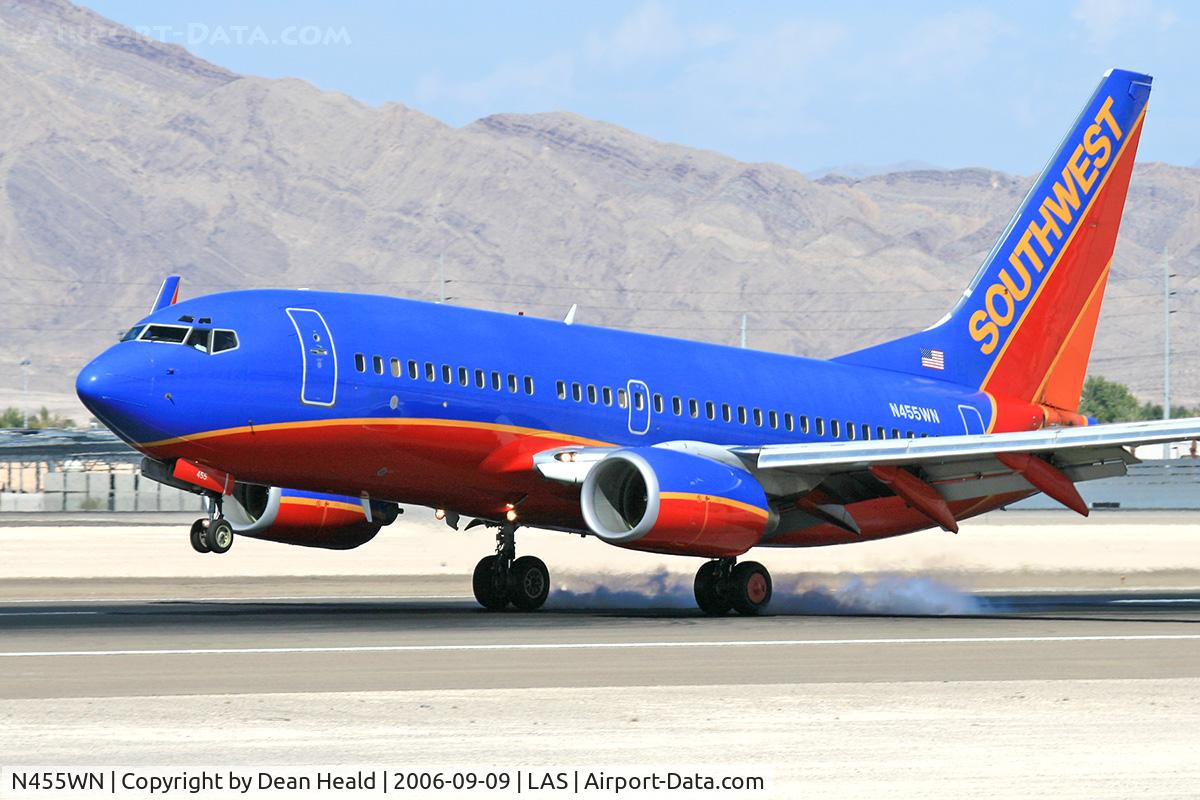 N455WN, 2004 Boeing 737-7H4 C/N 32462, Southwest Airlines N455WN (FLT SWA2966) from Tucson Int'l (KTUS) touching down on RWY 25L.