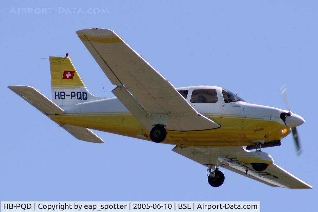 HB-PQD, 1989 Piper PA-28-181 Archer C/N 2890149, coming back from a local flight