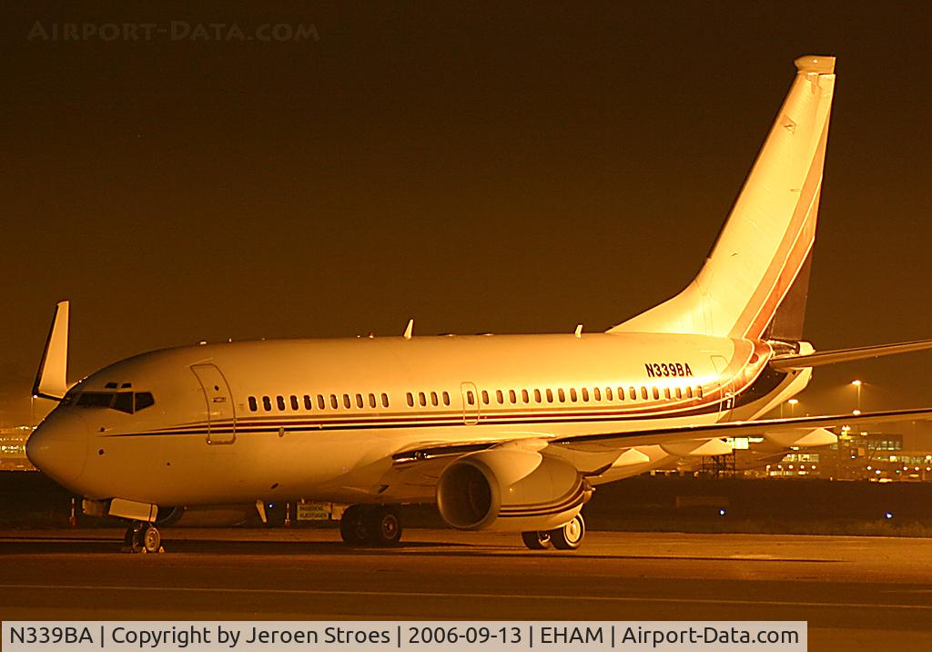 N339BA, 2001 Boeing 737-7BC C/N 30572, Parked at Schiphol-east