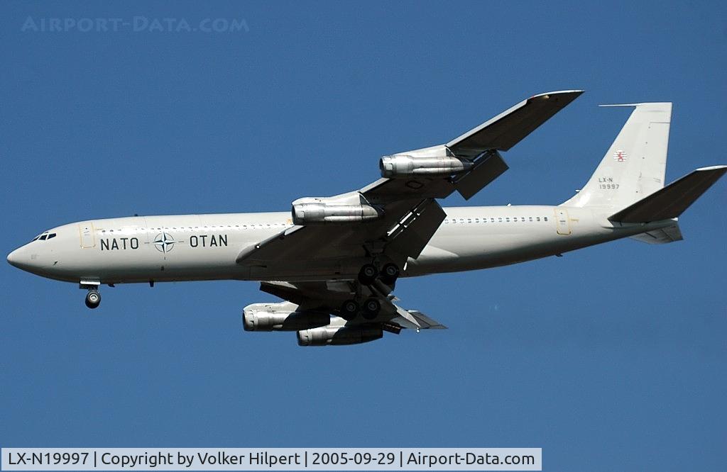 LX-N19997, 1968 Boeing 707-307C C/N 19997, on final at ramstein