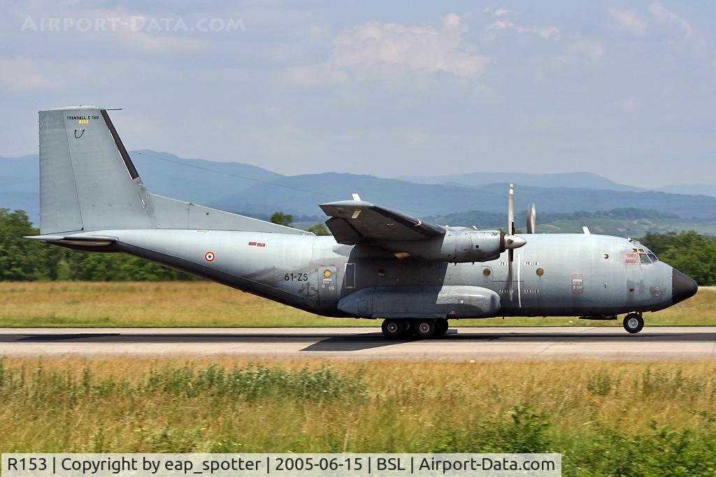 R153, Transall C-160R C/N 153, France Air-Force departing on runway 16