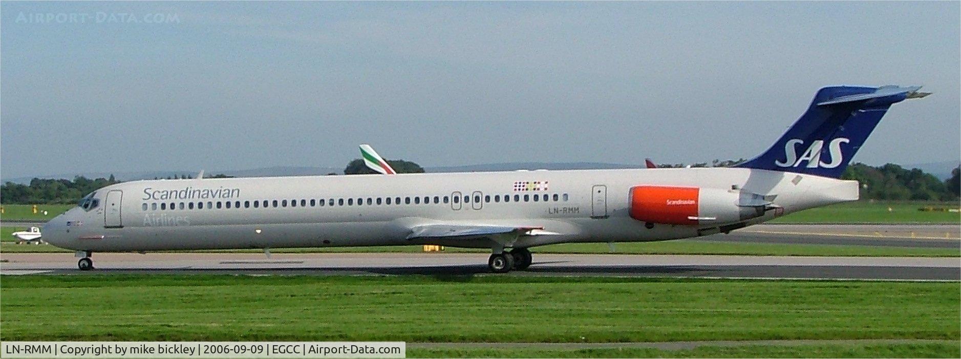 LN-RMM, 1991 McDonnell Douglas MD-81 (DC-9-81) C/N 53005, SAS taxi to park