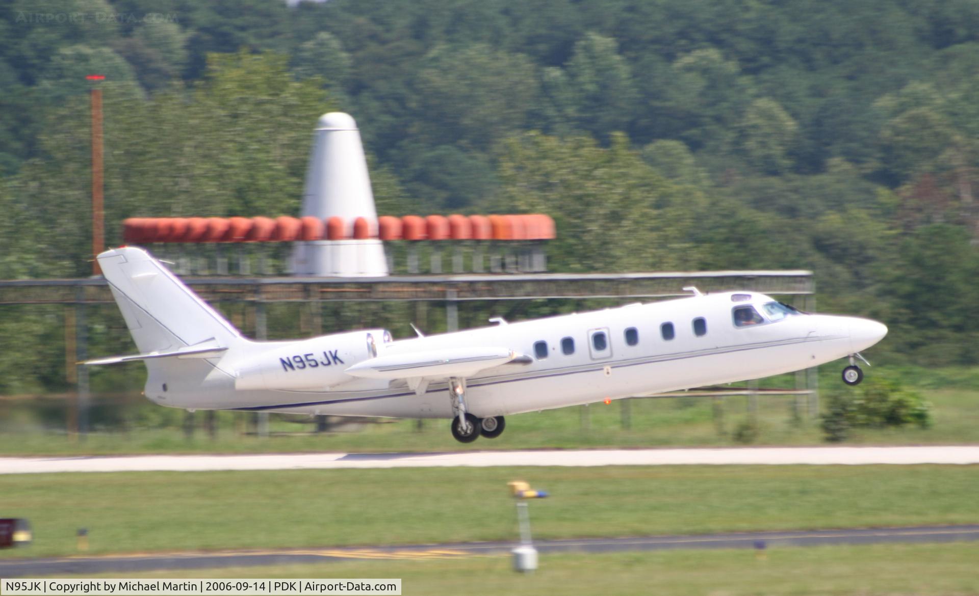 N95JK, 1980 Israel Aircraft Industries IAI-1124 Westwind C/N 283, Departing Runway 20L