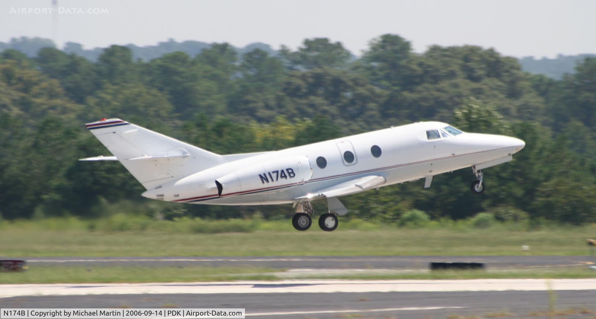 N174B, 1979 Dassault Falcon 10 C/N 142, Departing Runway 20L
