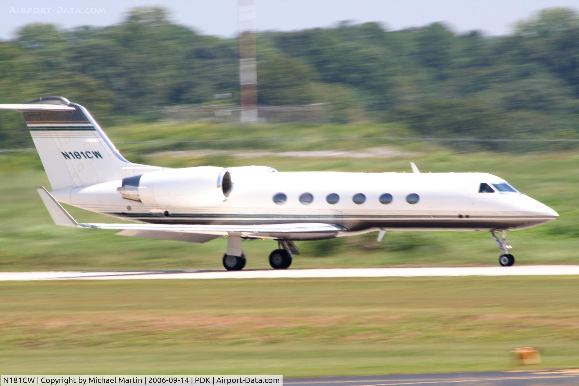 N181CW, 1987 Gulfstream Aerospace G-IV C/N 1001, Departing Runway 20L