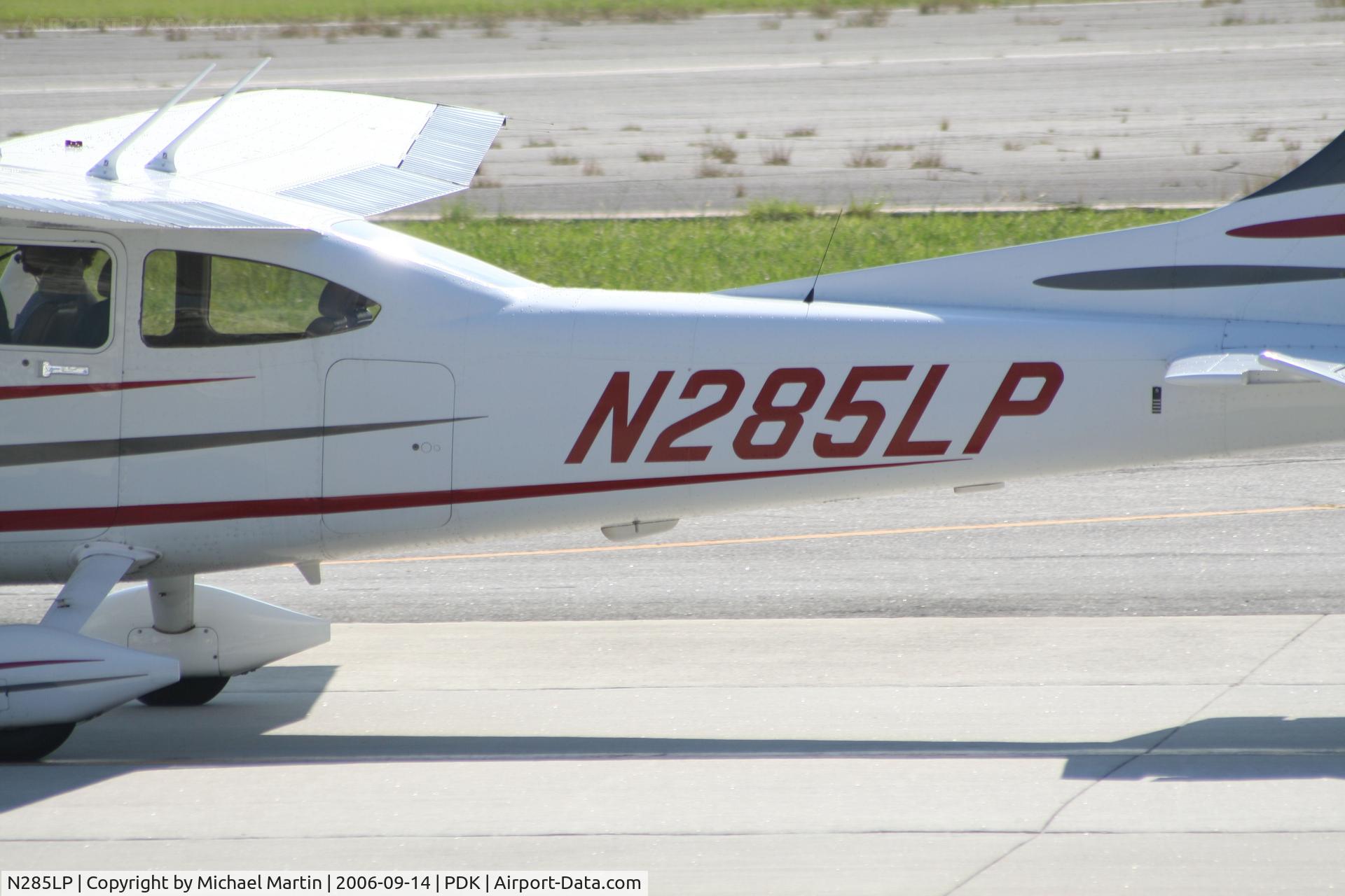 N285LP, 2003 Cessna 182T Skylane C/N 18281285, Tail Numbers