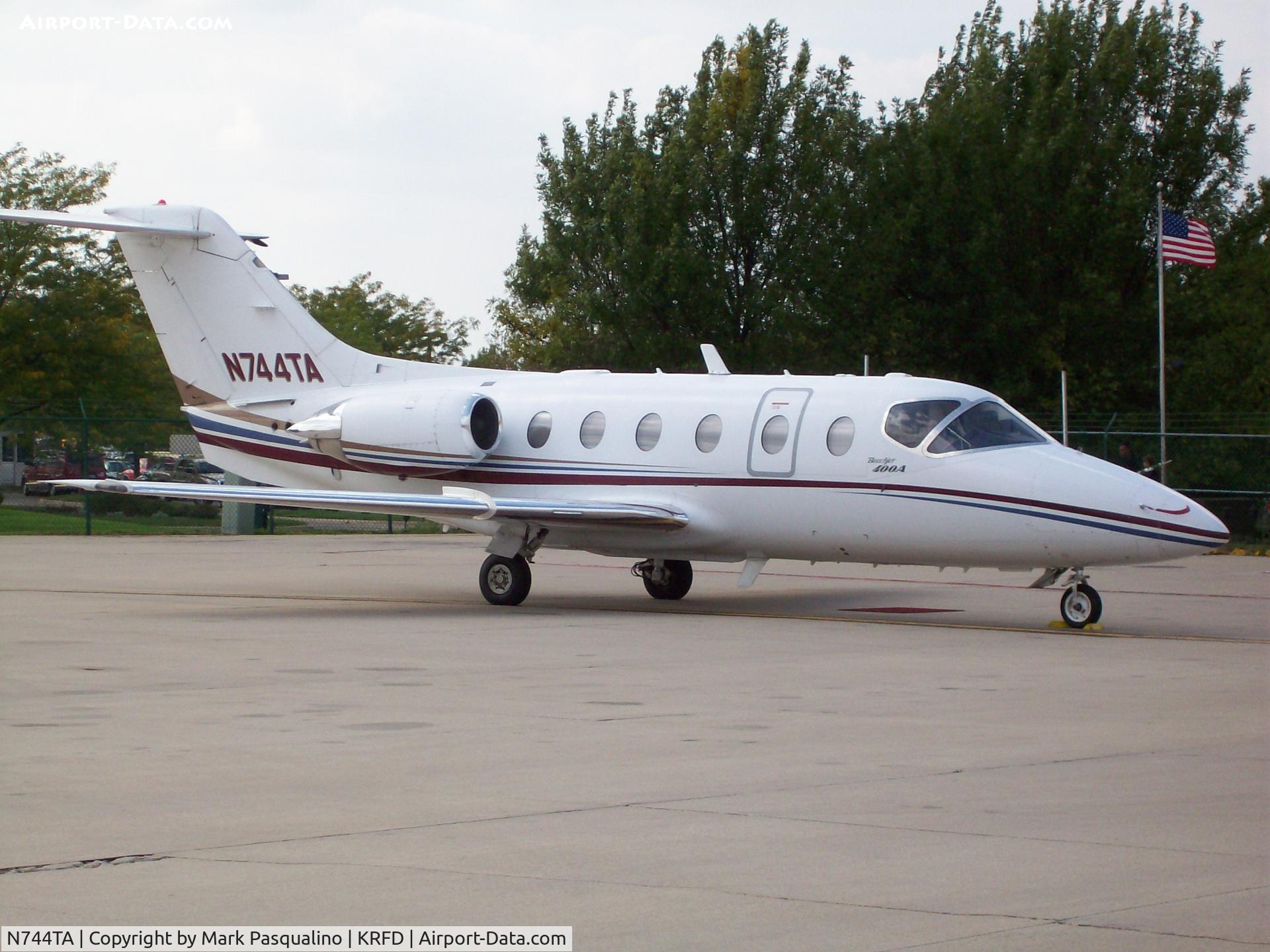 N744TA, 1999 Beechcraft 400A Beechjet C/N RK-245, Beech 400A
