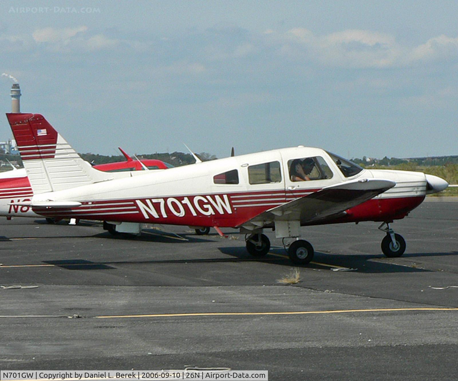 N701GW, Piper PA-28 C/N 28-8490019, Nice 1980s Archer starts up for her journey home.