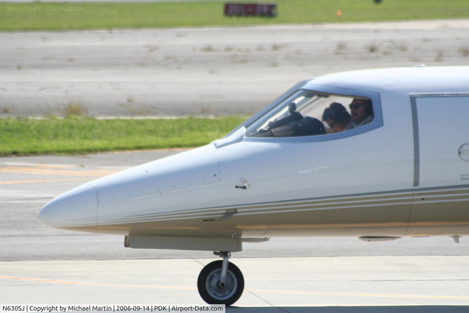 N630SJ, 1980 Gates Learjet 35A C/N 344, Close up of cockpit